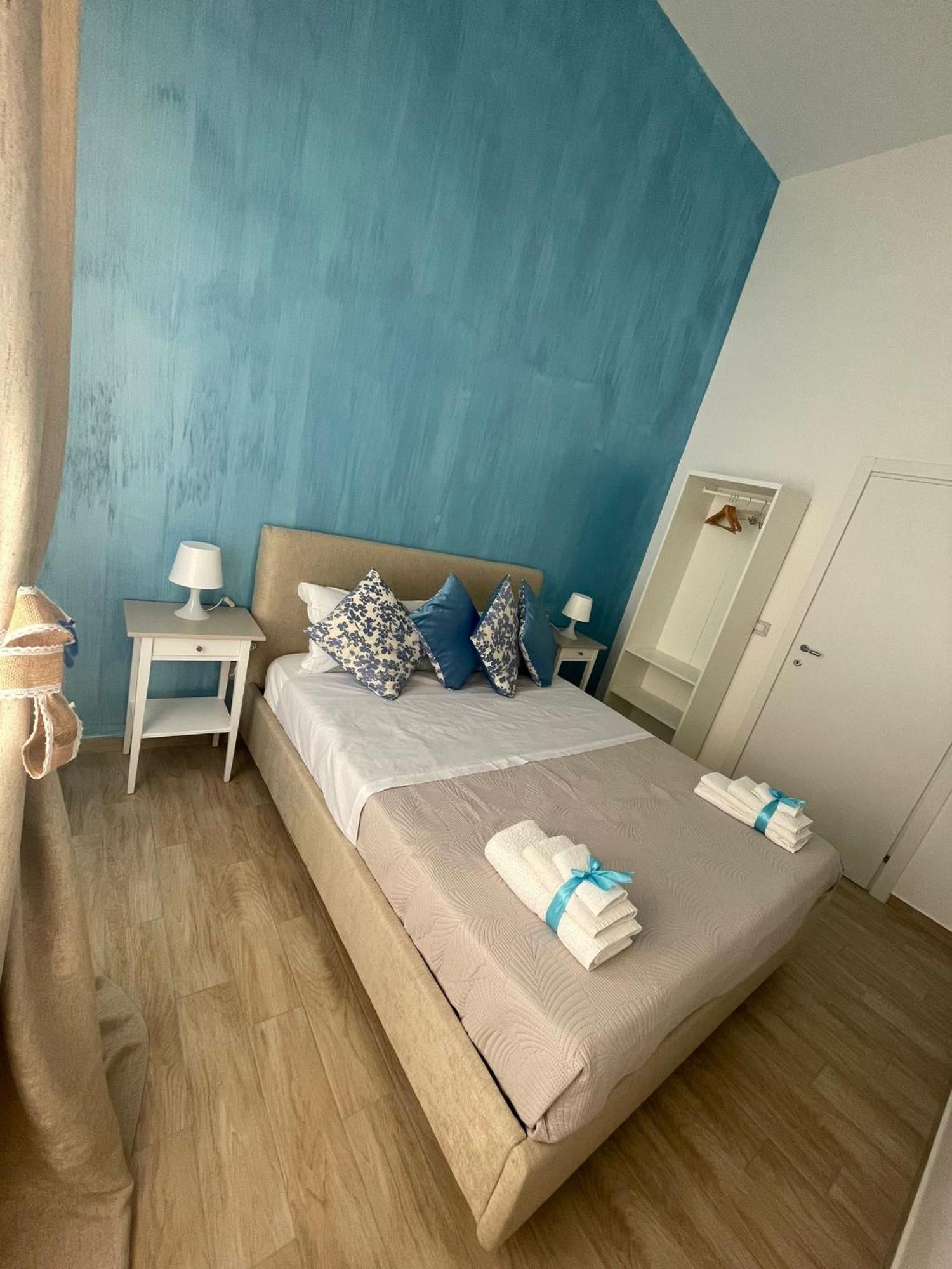Duomo Luxury Apartament Наполи Екстериор снимка