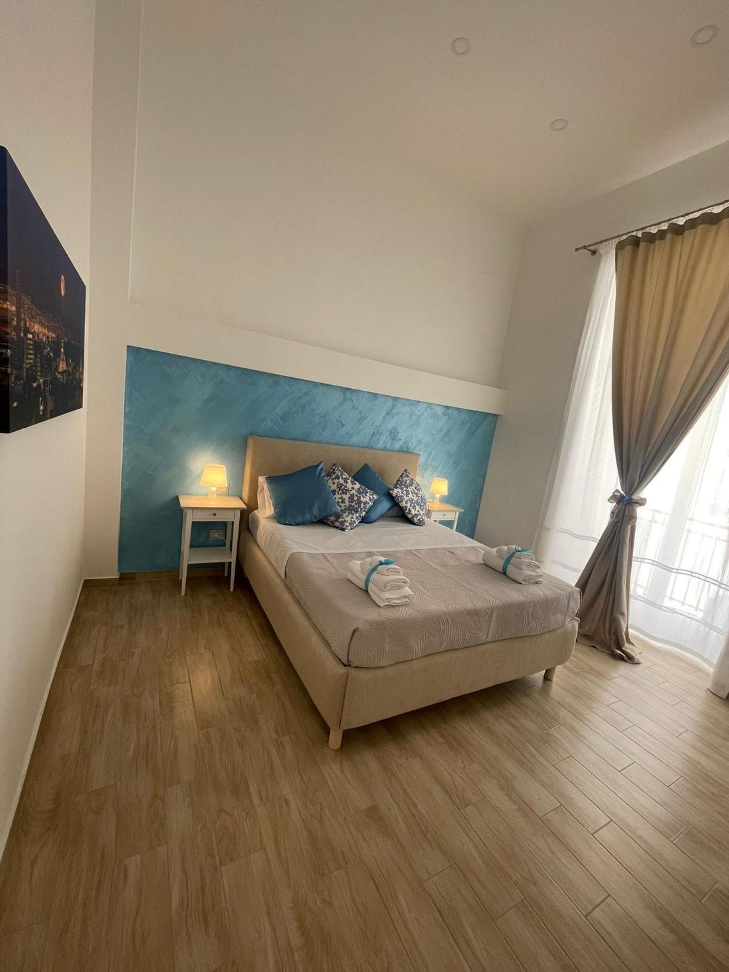 Duomo Luxury Apartament Наполи Екстериор снимка