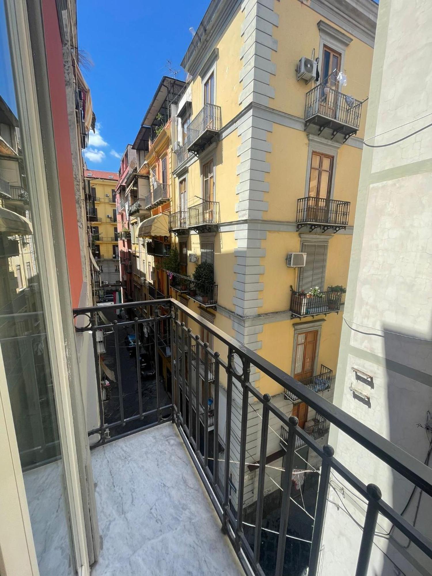 Duomo Luxury Apartament Наполи Екстериор снимка