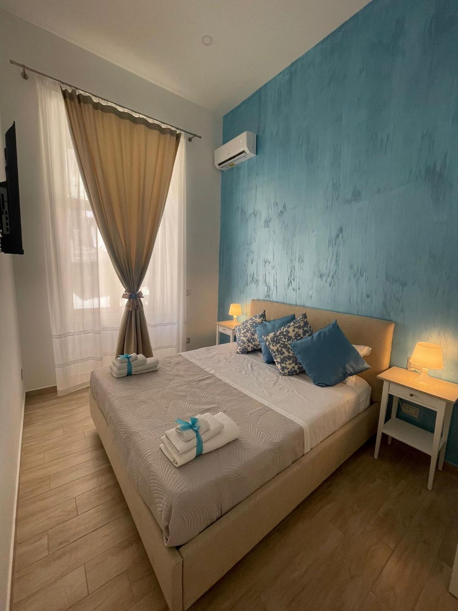 Duomo Luxury Apartament Наполи Екстериор снимка